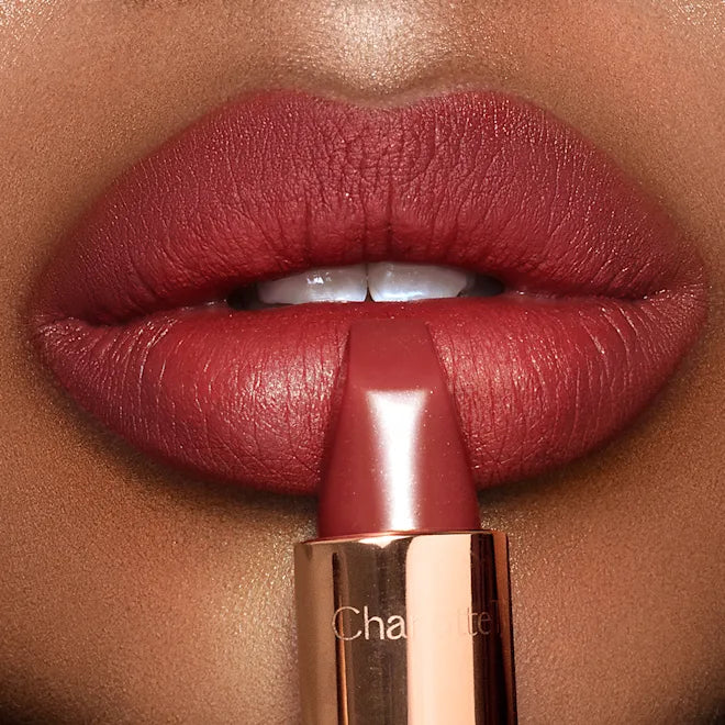 Charlotte Tilbury Labial Walk of No Shame