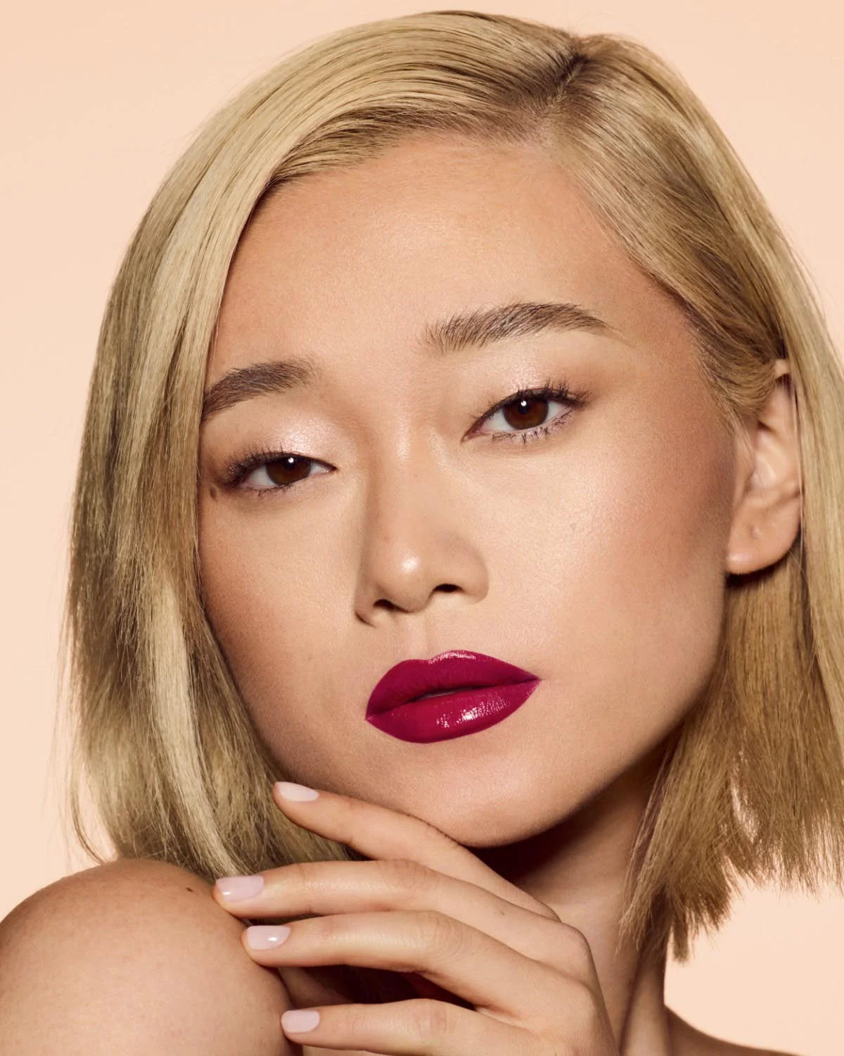 FENTY BEAUTY Poutsicle Hydrating Lip Stain en tono FUSCHIA WIFE