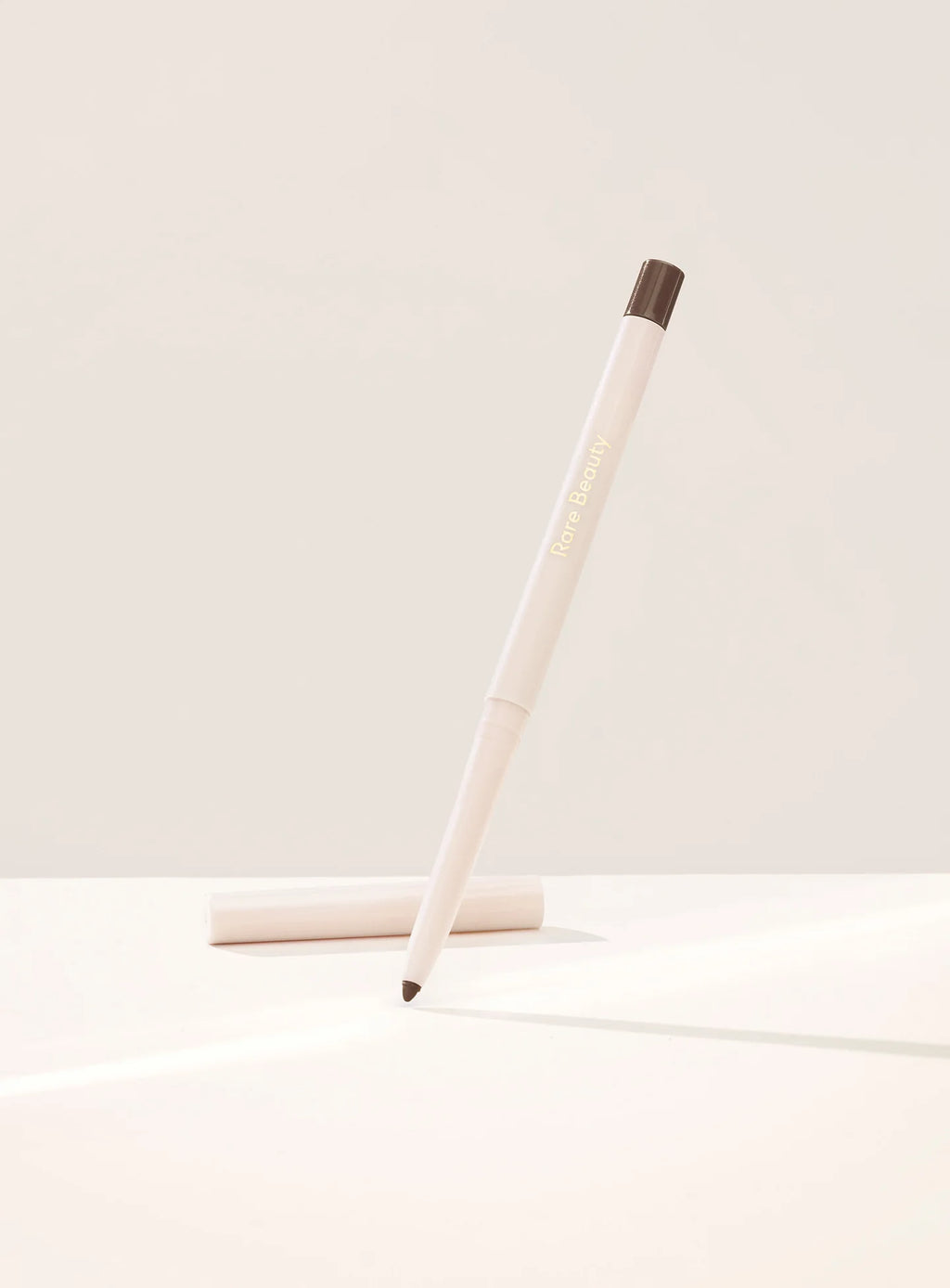 Rare Beauty Perfect Strokes Longwear Gel Eyeliner tono TRUE BROWN